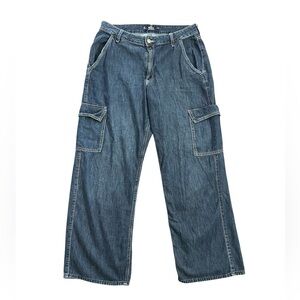 Hollister Ultra High Rise Baggy Cargo Pockets Dark Wash Jeans Size 14R (W32)